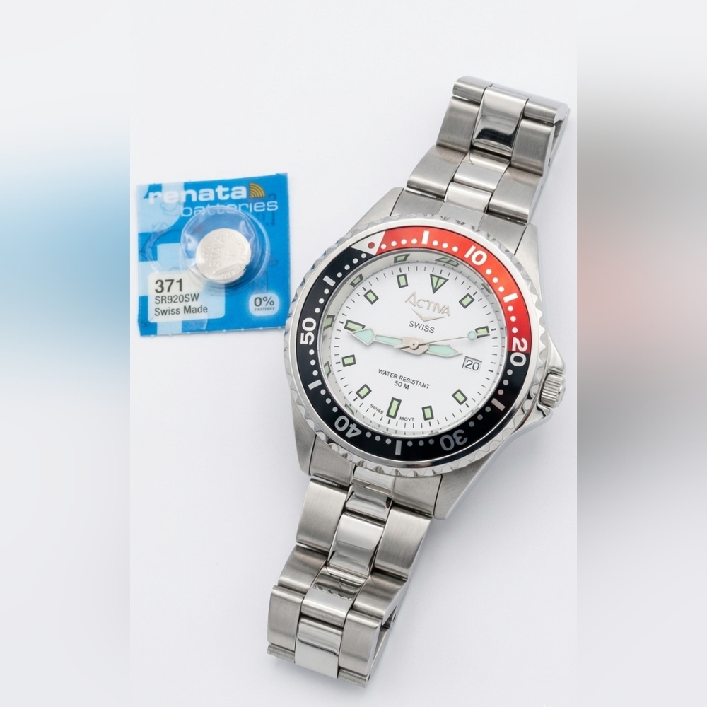 ​Vintage Activa Swiss Quartz Diver - Iconic Pepsi Bezel - Invicta